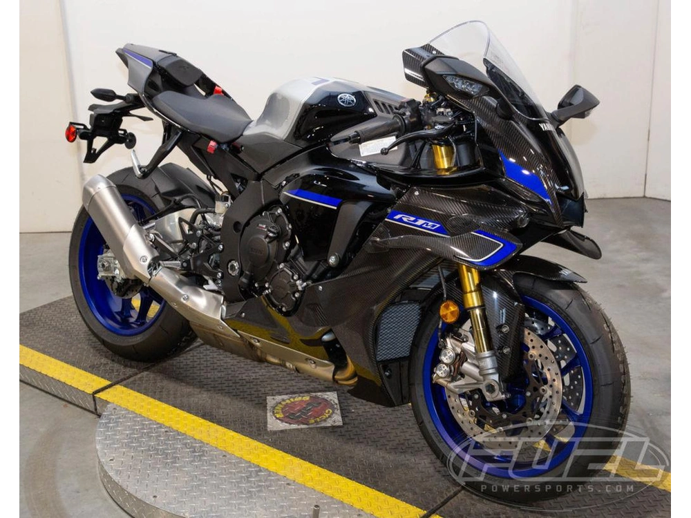 2026 Yamaha Yzf-r1m alt