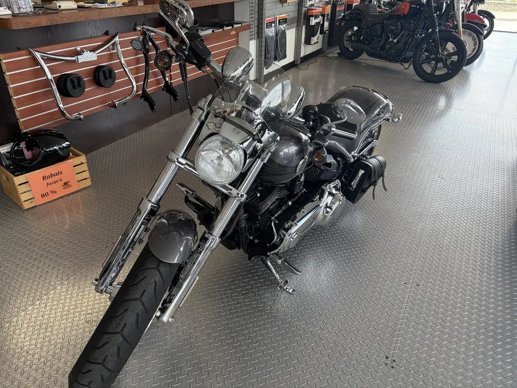 Harley-Davidson FXSB Breakout 2016