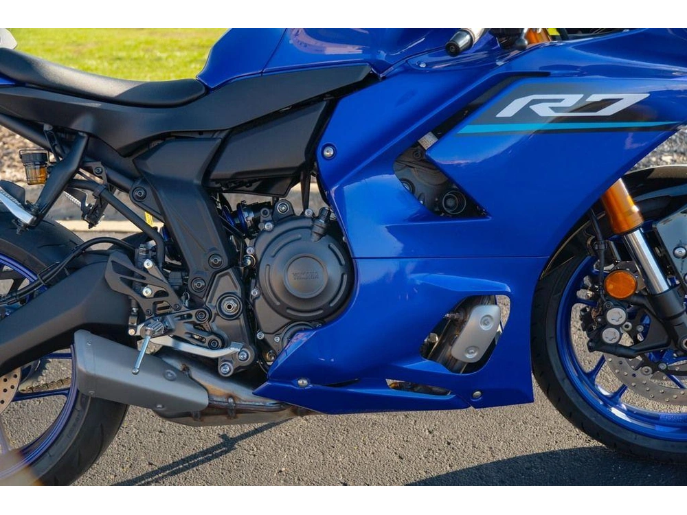 2026 Yamaha Yzf-r7 alt