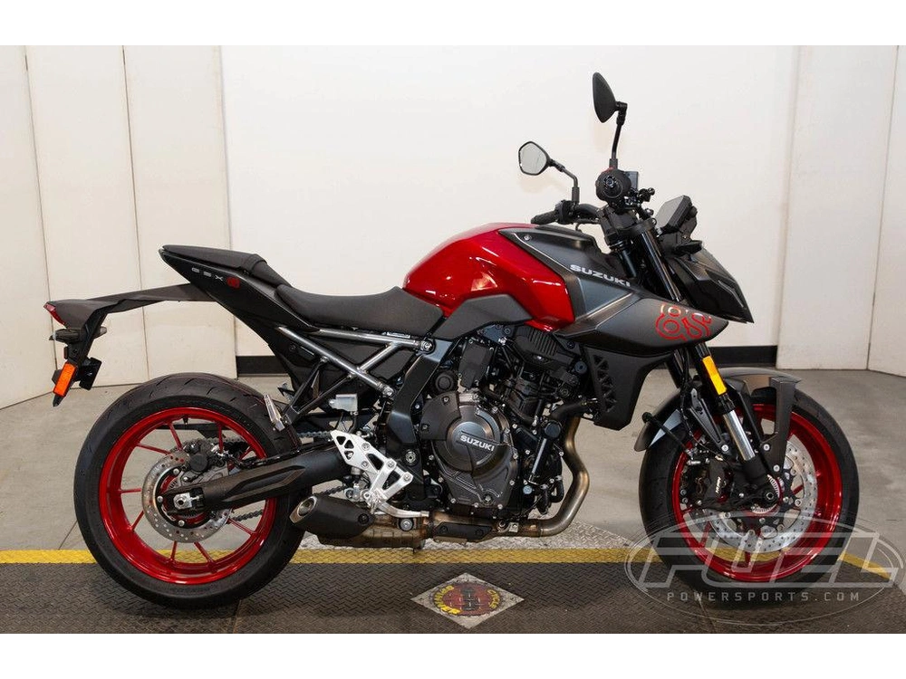2026 Suzuki Gsx-8s alt