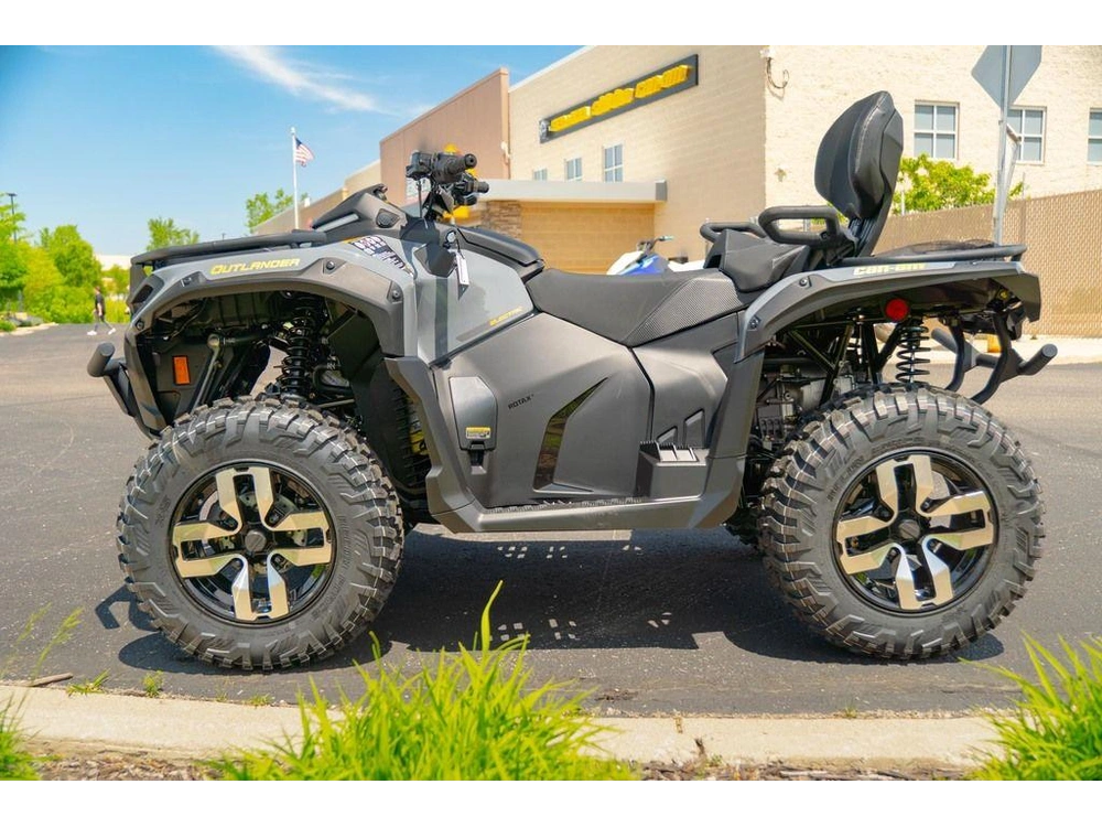 2026 Can-am Outlander Electric Max alt