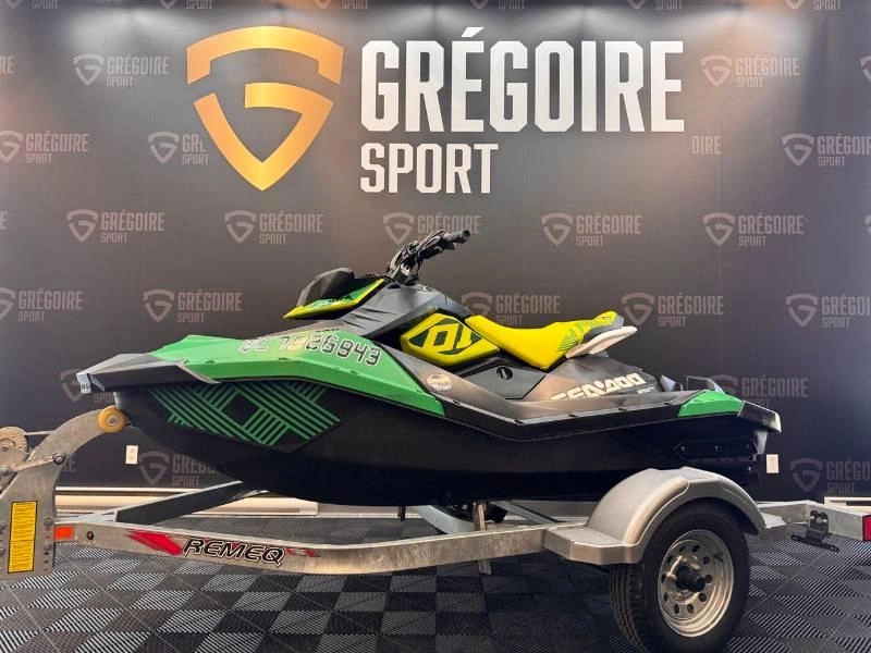Sea-doo Spark Trixx 2up 2021 alt