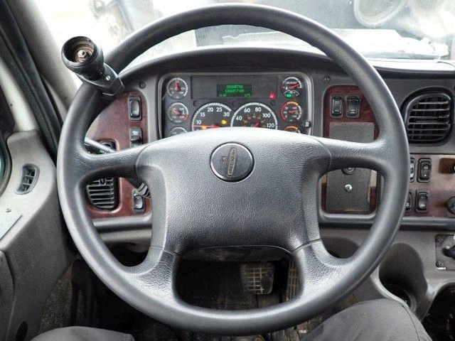 Freightliner 108sd 2019