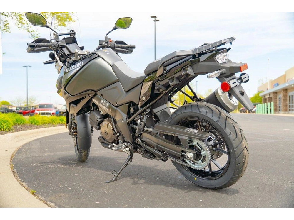 2026 Suzuki V-strom 1050 alt