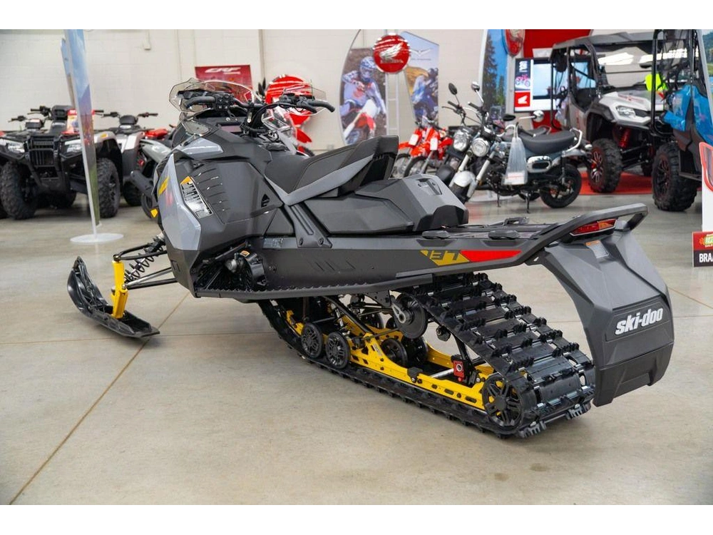2026 Ski-doo Sm Mxz Adr 850 Gy 137 1.2rs 26 850 E-tec?? 137 1.25 alt