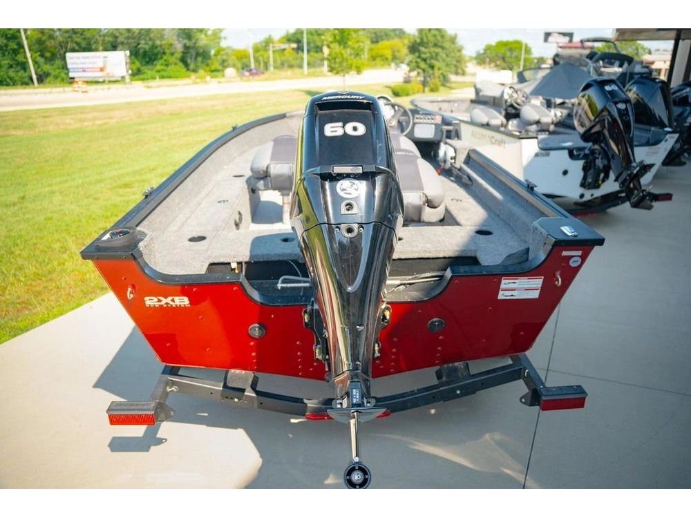2026 Alumacraft Classic 165 Side Console alt