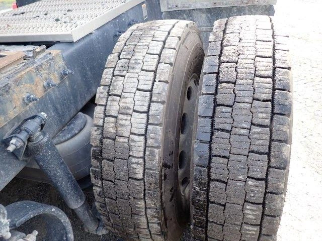 Peterbilt 579 2024