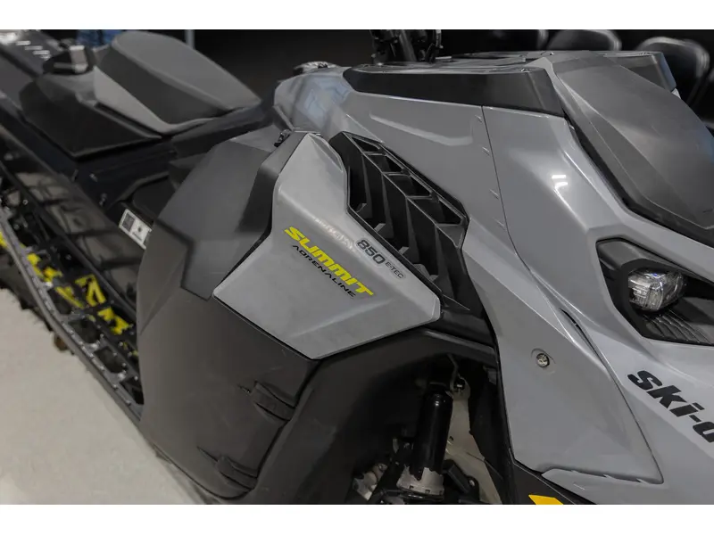 2026 Ski-Doo SUMMIT EDGE 165 CHTB