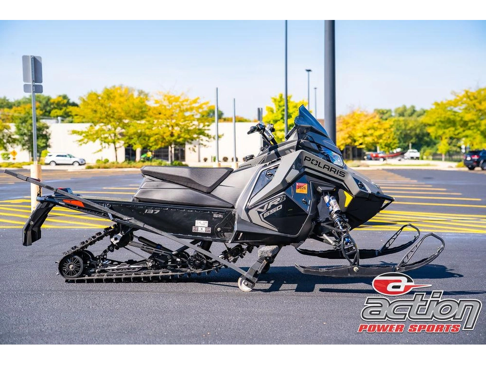 2025 Polaris Indy Vr1 137 650 alt
