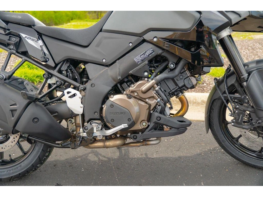 2026 Suzuki V-strom 1050 alt
