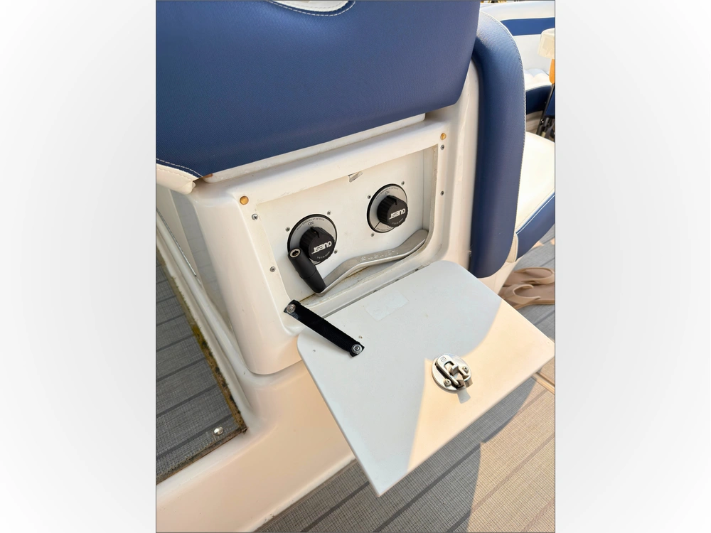 2006 Sea Ray 320 Sundancer