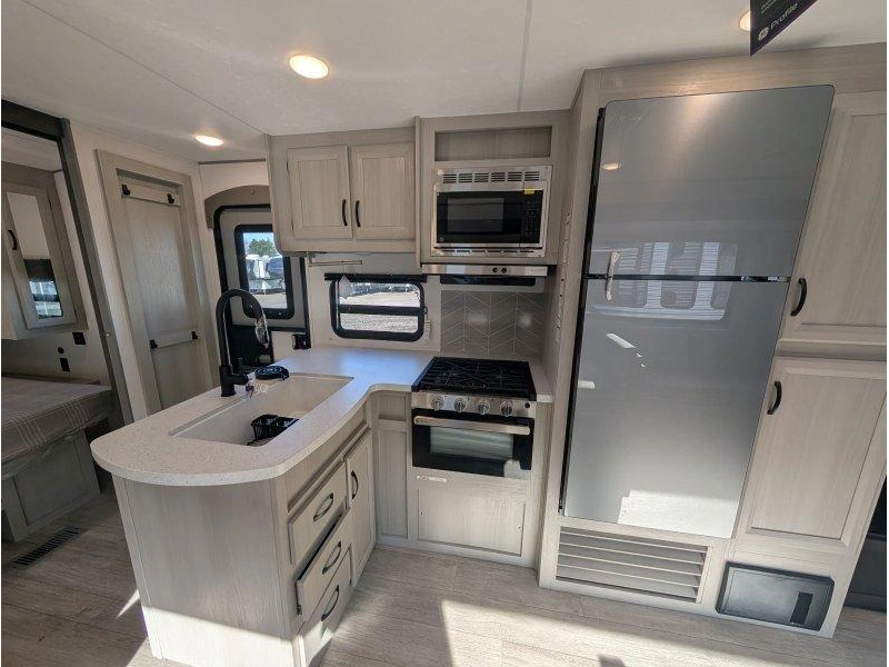 Coachmen Catalina 273dbhck 2027 alt
