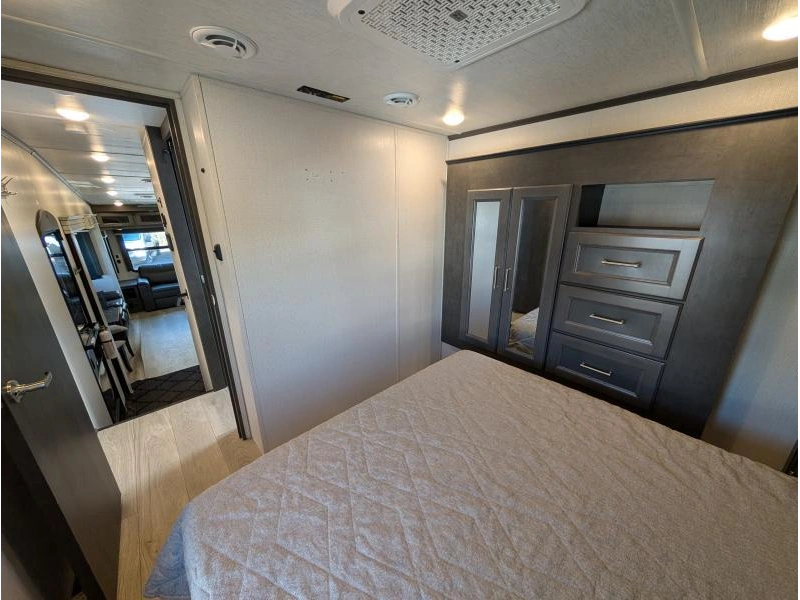 2024 Keystone Rv Cougar 290rls alt