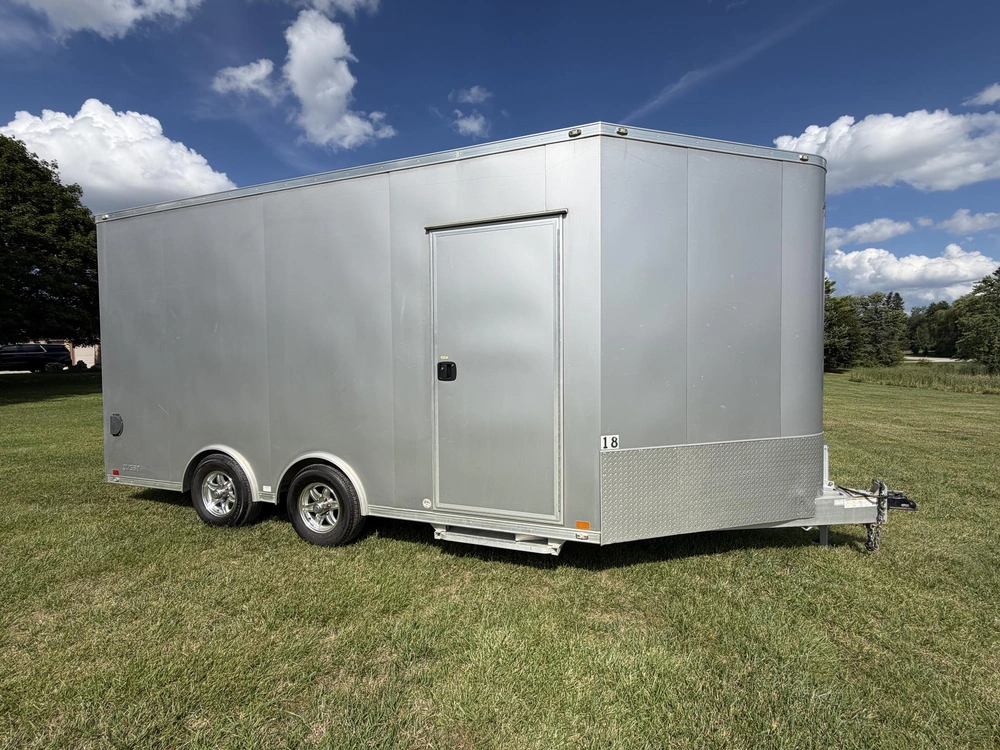 2019 Atc Aluminum Enclosed 8.5' X 16' Ta alt