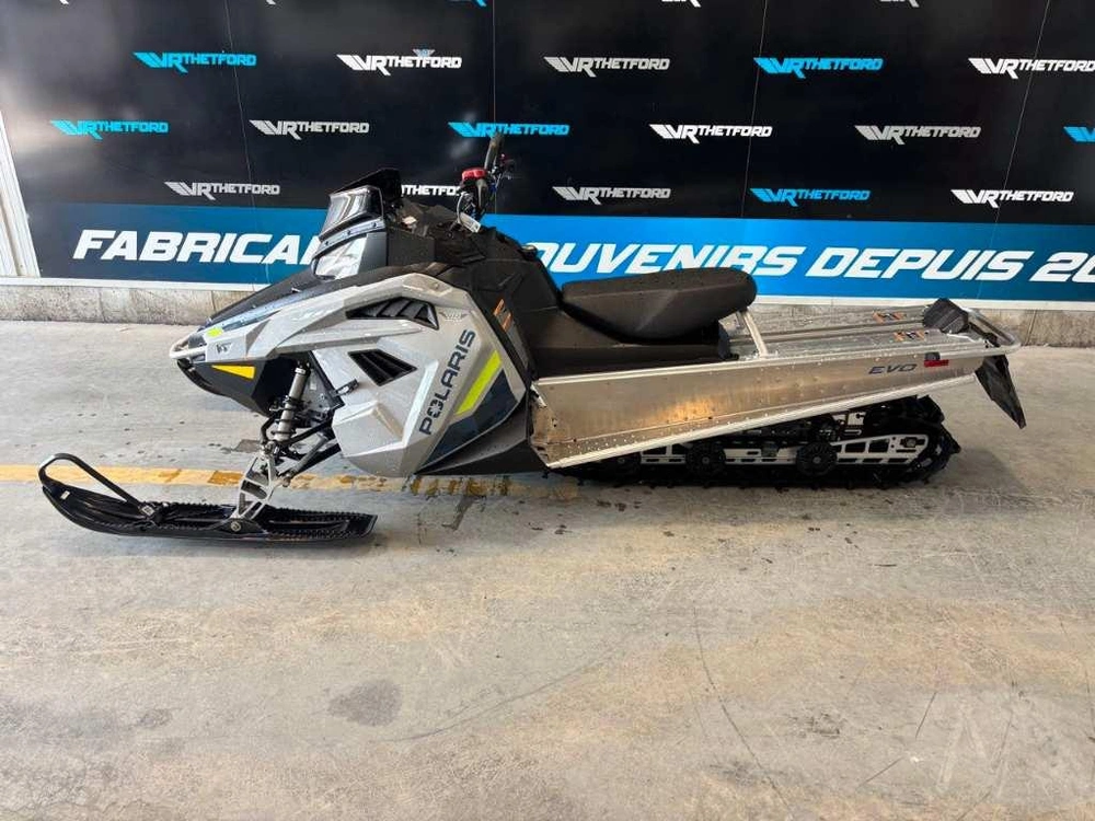 Polaris Rmk Evo 550 144 2026 alt