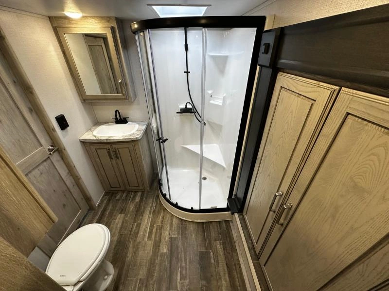 Keystone Rv Avalanche 352bh 2022 alt