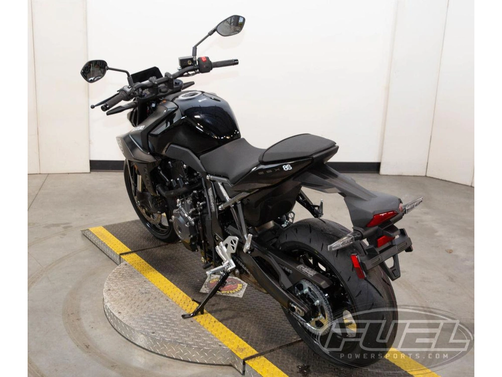 2026 Suzuki Gsx-8s alt