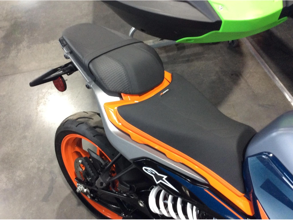 Ktm Duke 390 Abs 2024 alt