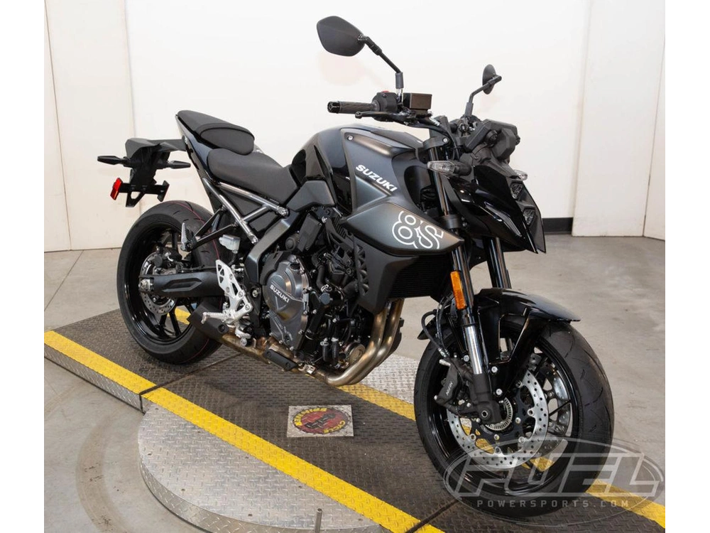 2026 Suzuki Gsx-8s alt
