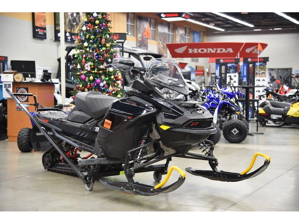 2021 Ski-doo Renegade® X Rotax® 900 Ace™ Turbo Adj. Ice R Xt 1.25 Black_lcd alt