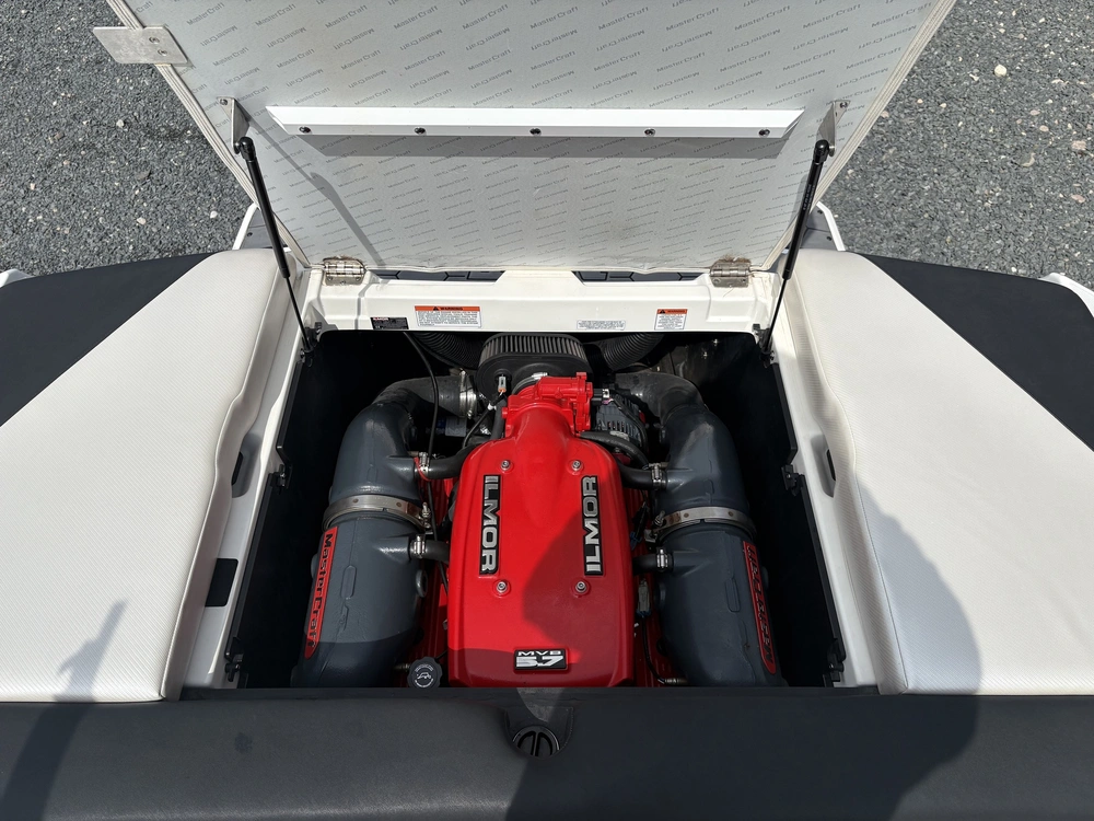 2016 Mastercraft Nxt 20 alt