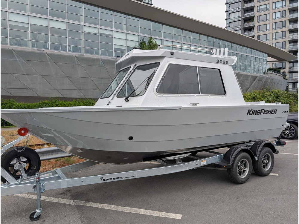2027 Kingfisher 2025 Escape Ht alt