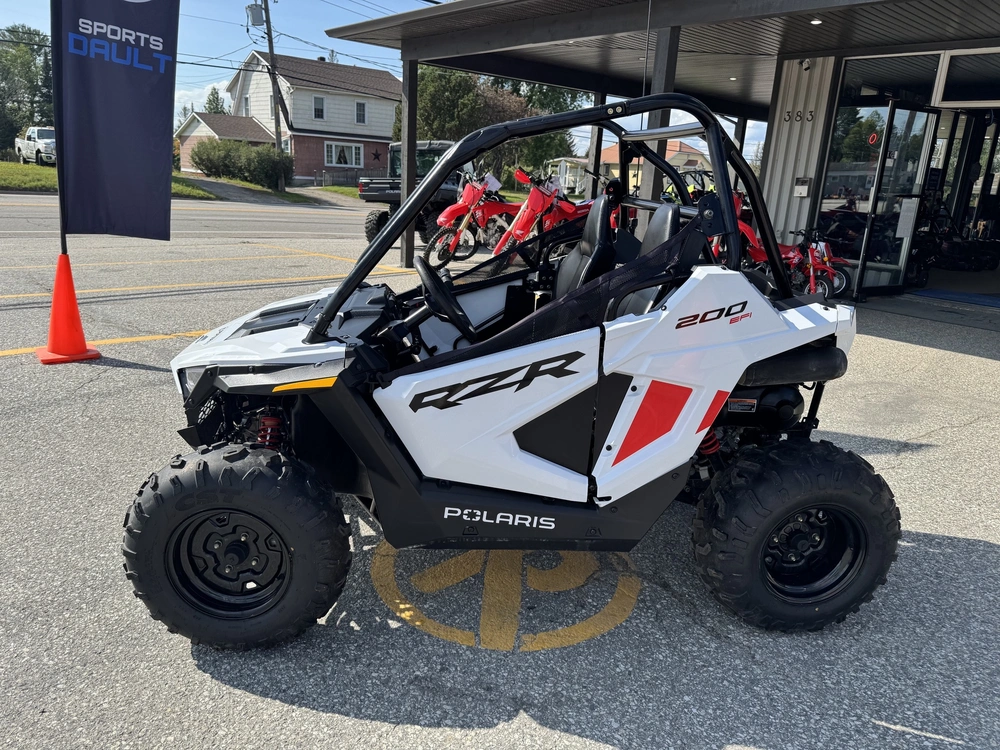 2023 Polaris Rzr 200 Efi - White Light alt