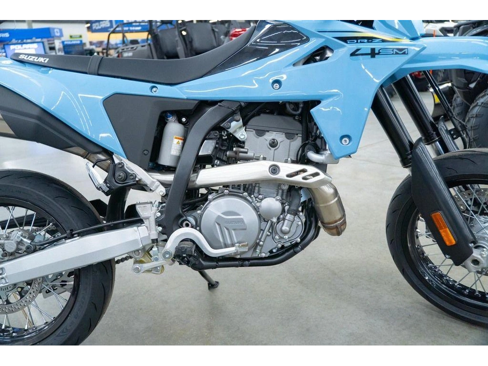 2025 Suzuki Dr-z4sm alt