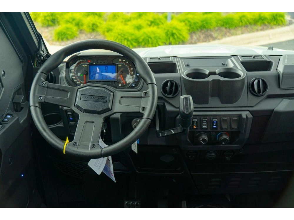 2027 Polaris Ranger Crew Xp 1000 Cab alt