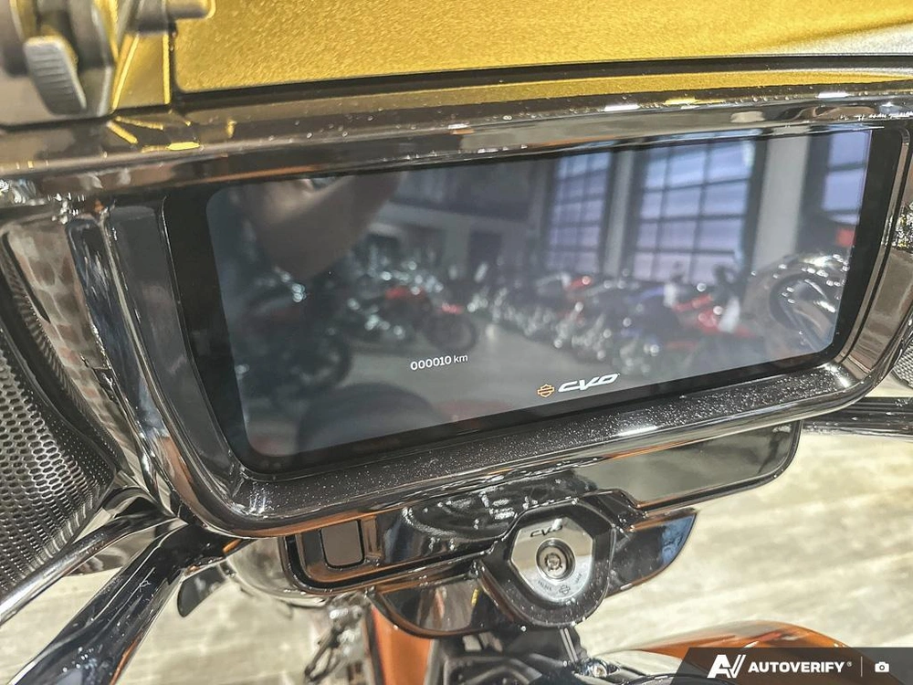 2026 Harley-davidson Cvo Street Glide alt