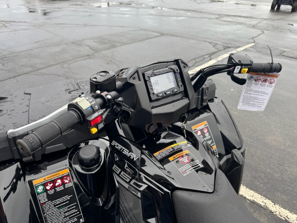 Polaris Sportsman 850 Touring Black Onyx 2026 alt
