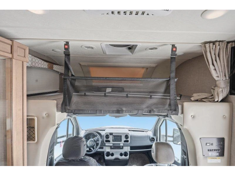 Thor Motor Coach Quantum 24km 2020 alt