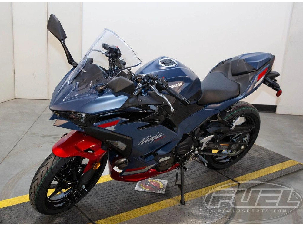 2026 Kawasaki Ninja® 500 Se Abs alt