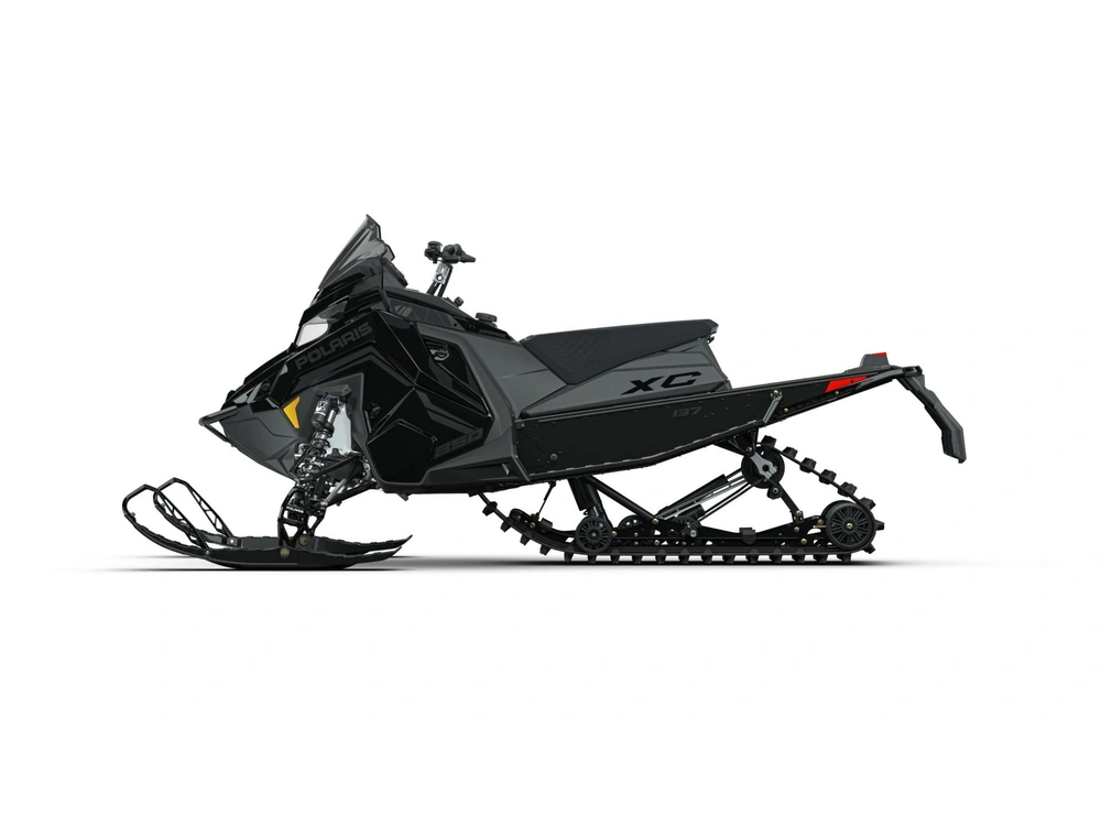 Polaris 850 Indy Xc 137 Avec Écran 7s Noir Brillant 2027 alt