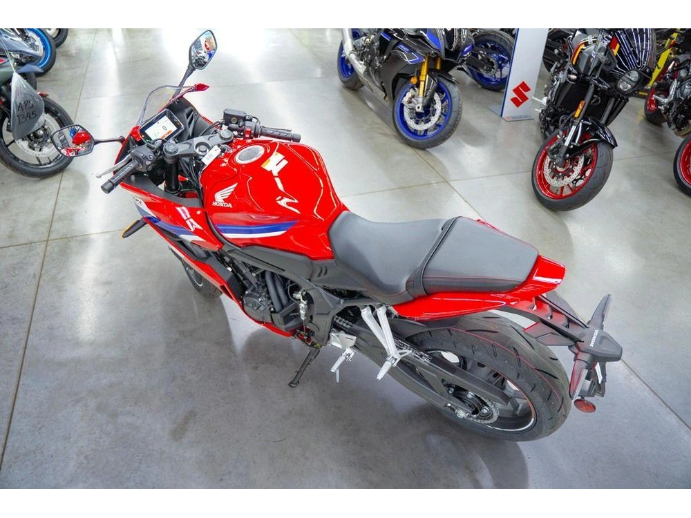 2026 Honda Cbr650r E-clutch alt