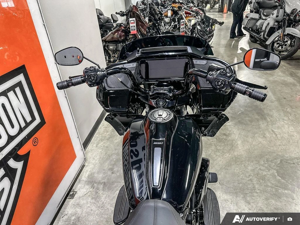 2026 Harley-davidson Road Glide 3 alt