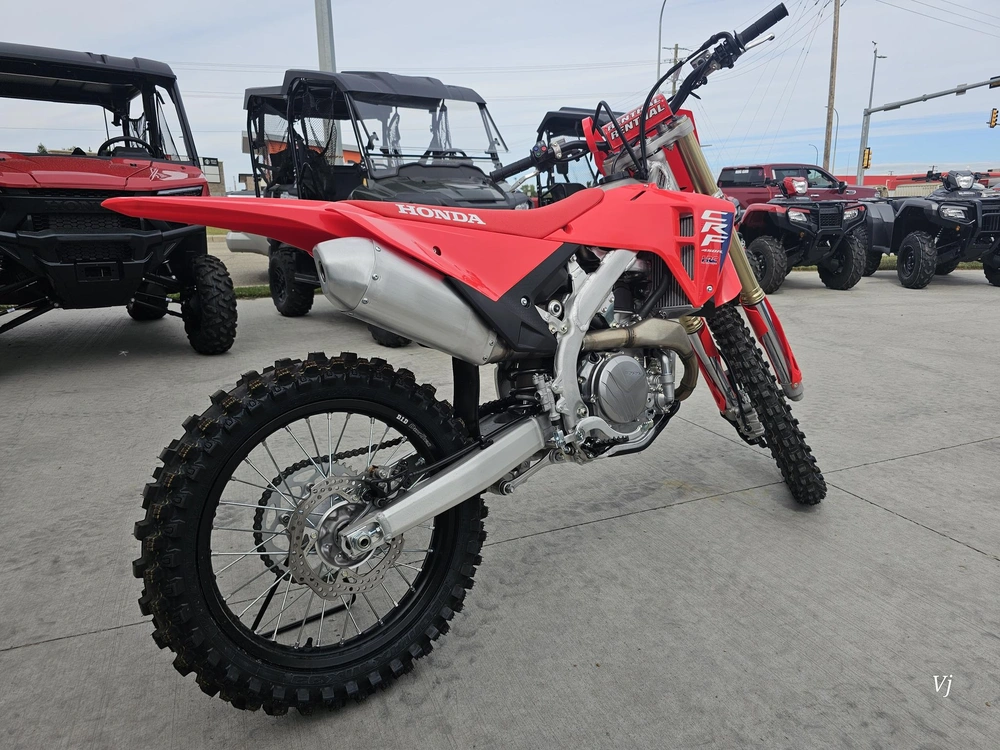 2026 Honda Crf450r Motocross alt