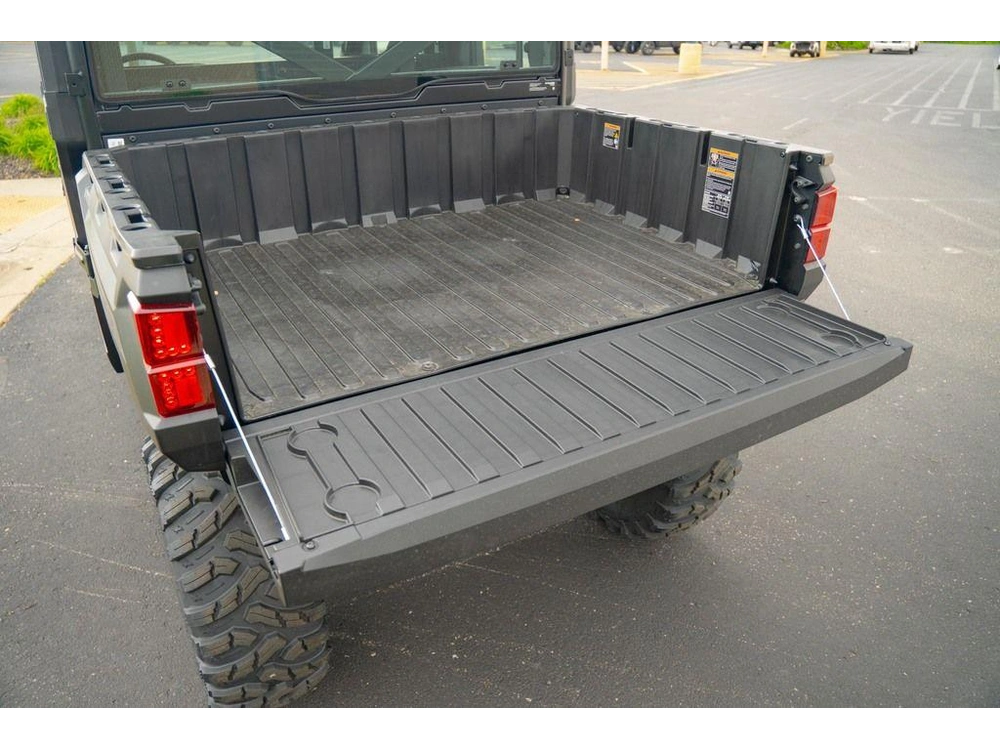 2027 Polaris Ranger Crew Xp 1000 Cab alt