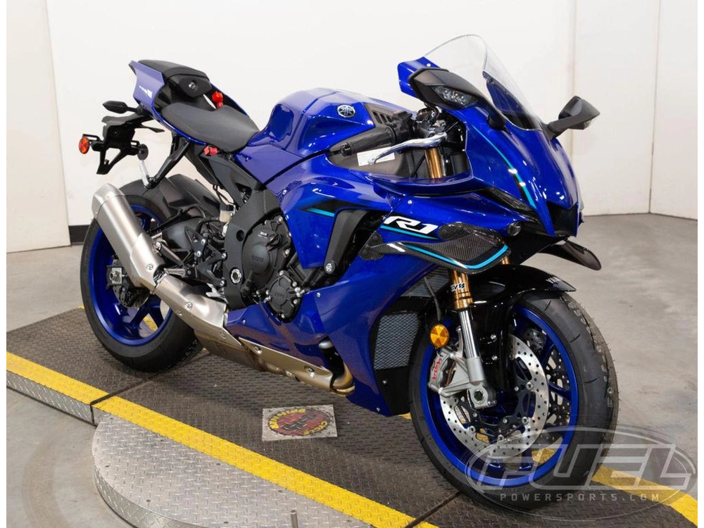 2026 Yamaha Yzf-r1 alt