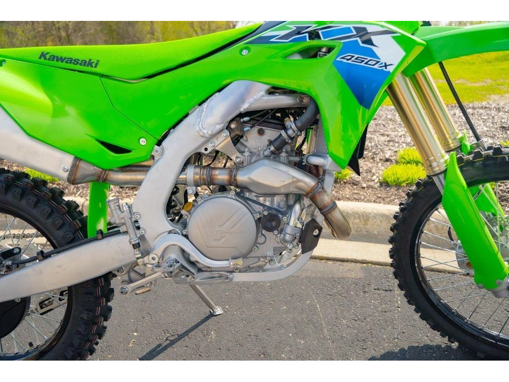 2026 Kawasaki Kx™450x alt