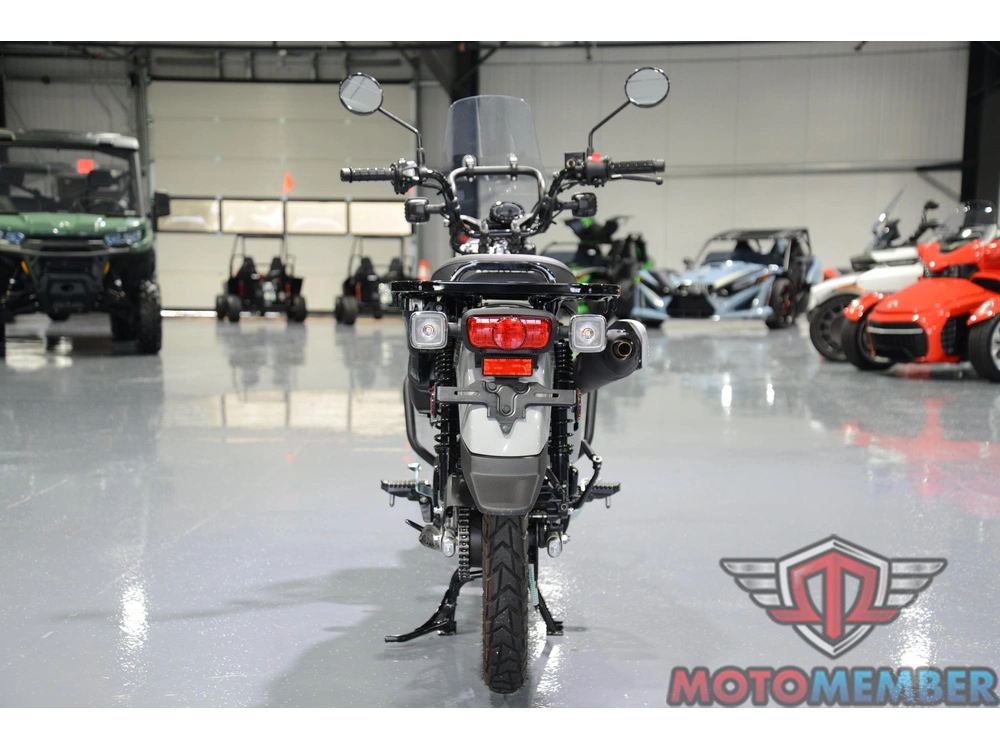 2025 Honda Trail 125 alt