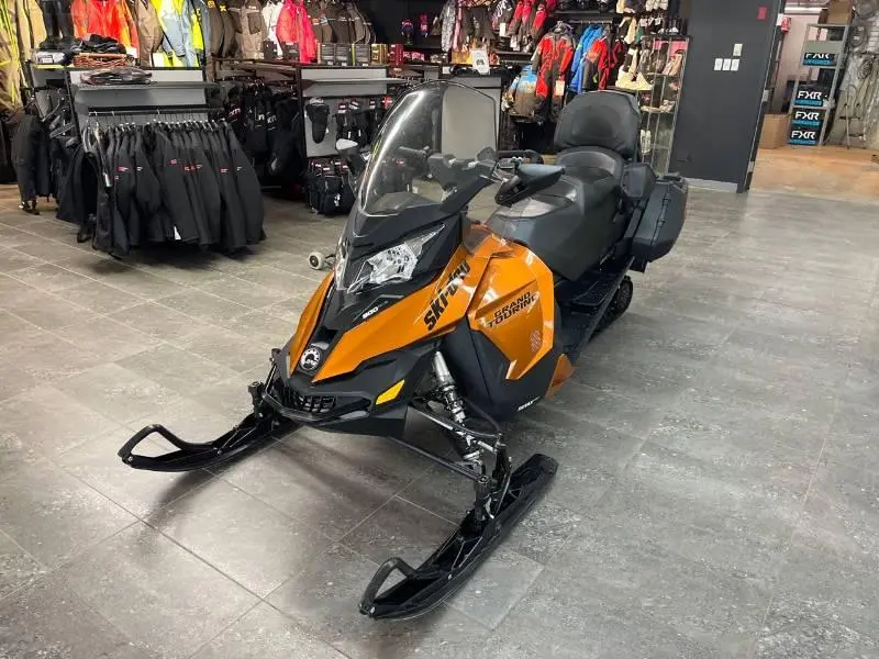 Ski-Doo GRAN TOUR SE 900 ACE E.S COGN 2017