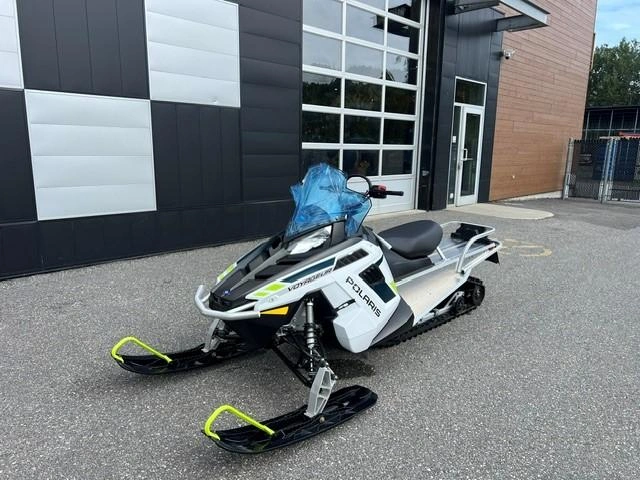 Polaris 550 Voyageur 155 Es 2025 alt