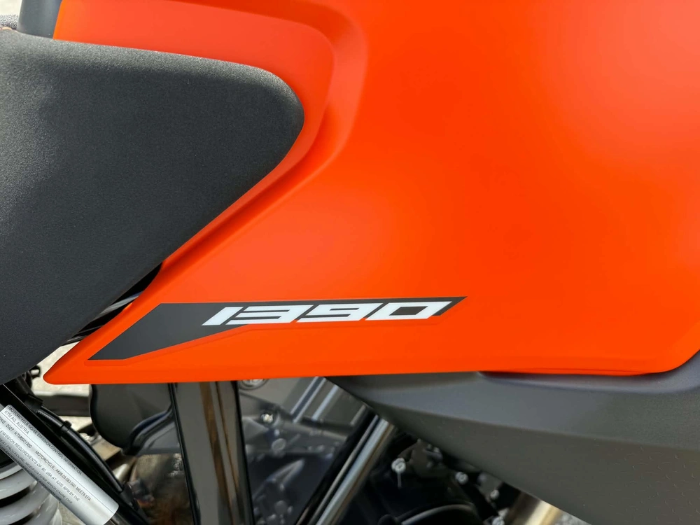 Ktm 1390 Super Adventure S Ev 2027 alt