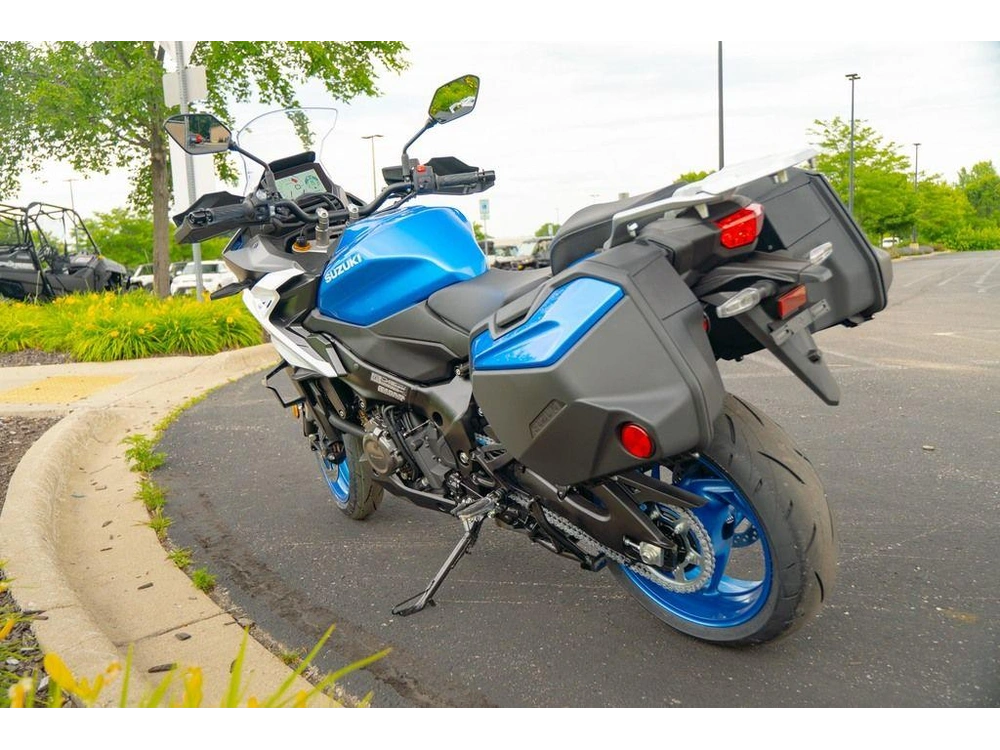 2026 Suzuki Gsx-s1000gx+ alt