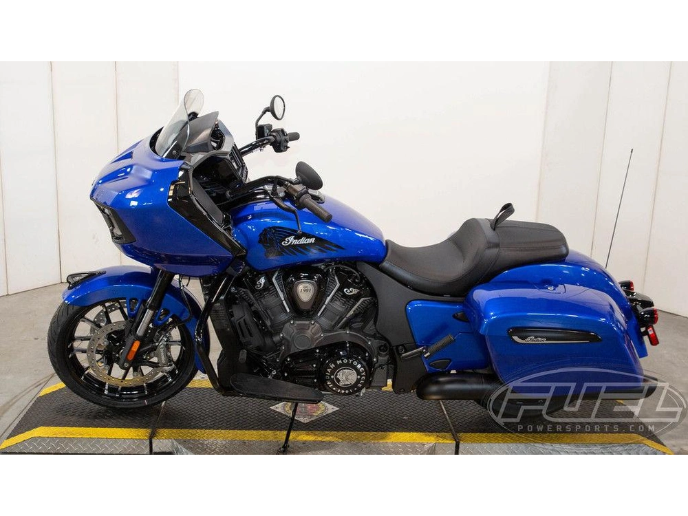 2026 Indian Motorcycle Challenger® Dark Horse® Deep Blue Metallic alt