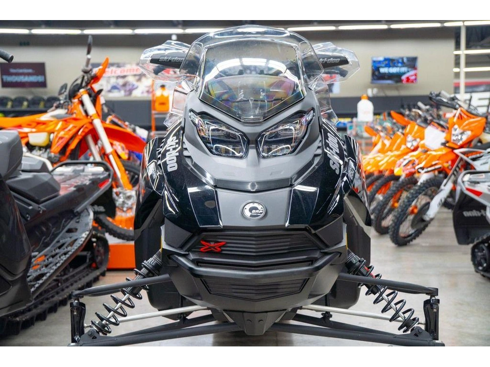 2023 Ski-doo Renegade® X® 850 E-tec Ice Ripper Xt 1.5_7.2 In. / Black alt