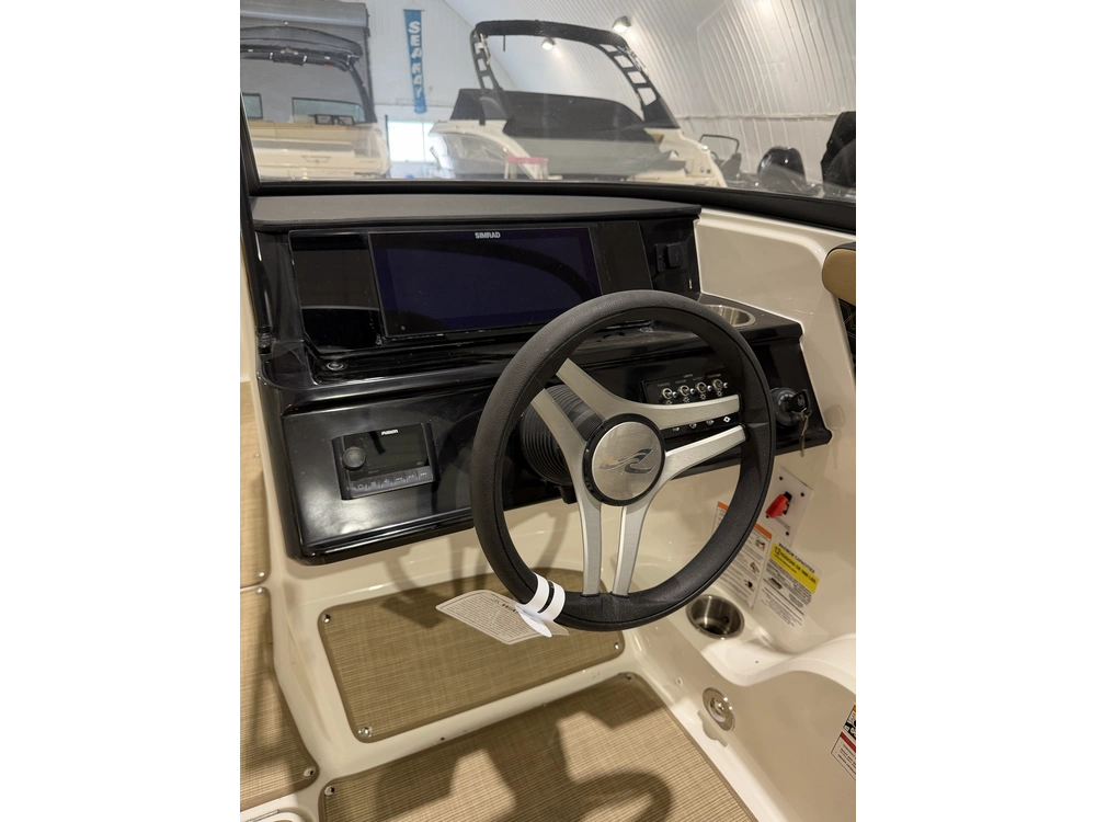2026 Sea Ray Spx 210