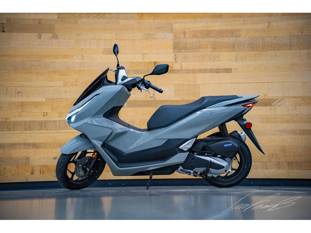 2025 Honda Pcx alt