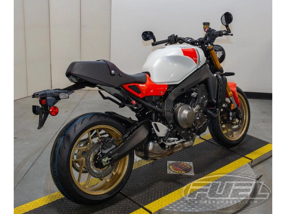 2026 Yamaha Xsr900 alt